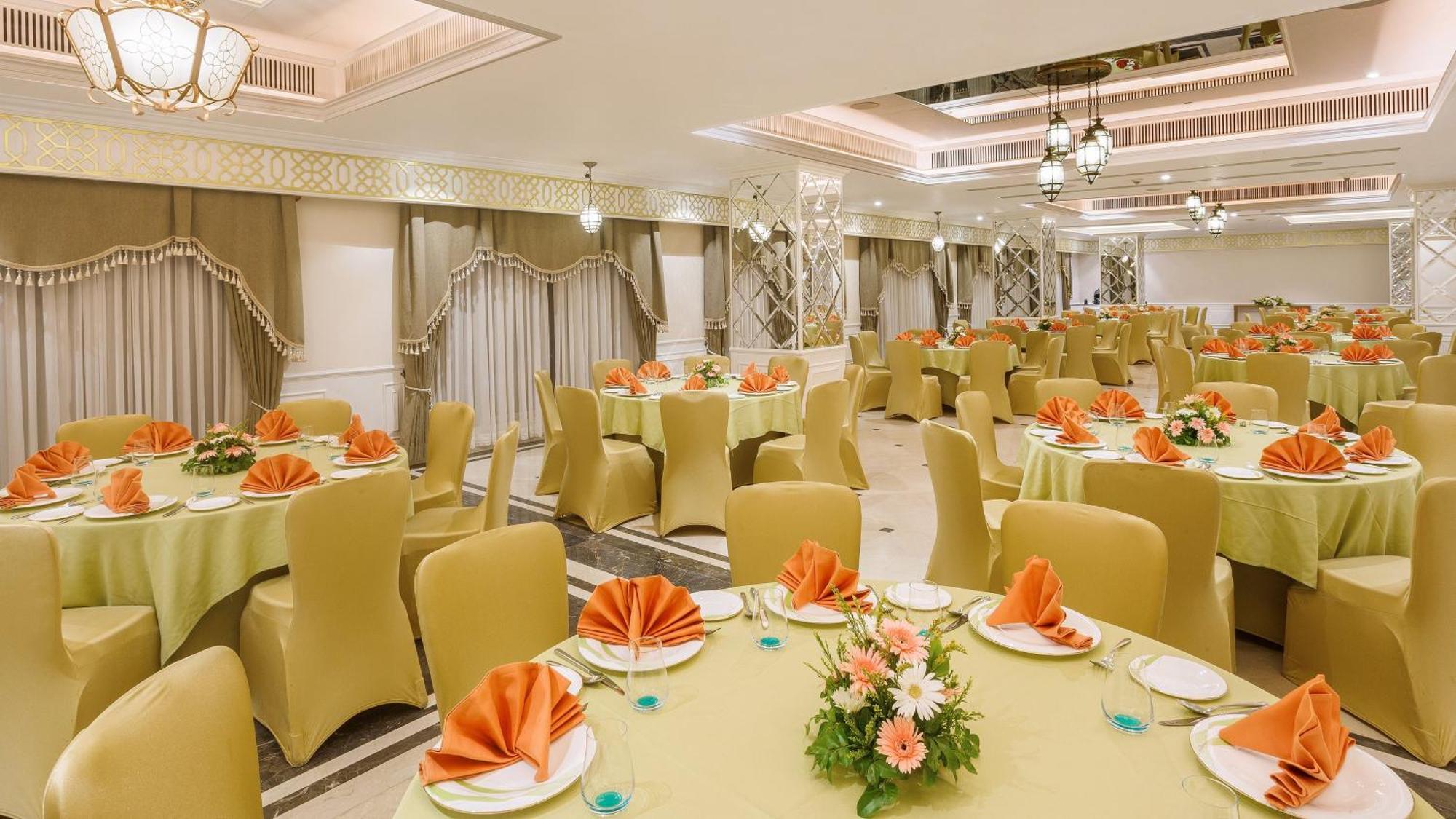 Holiday Inn Dhaka City Centre By Ihg Екстер'єр фото