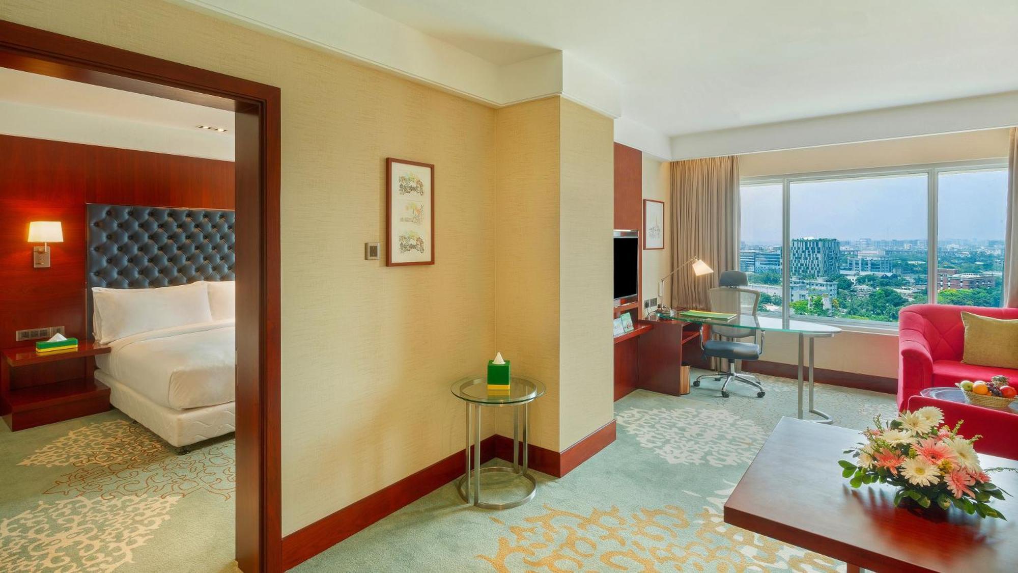 Holiday Inn Dhaka City Centre By Ihg Екстер'єр фото